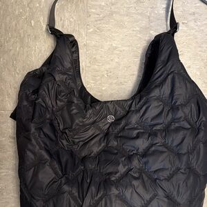 Lululemon guiltily pleasures 14L bag